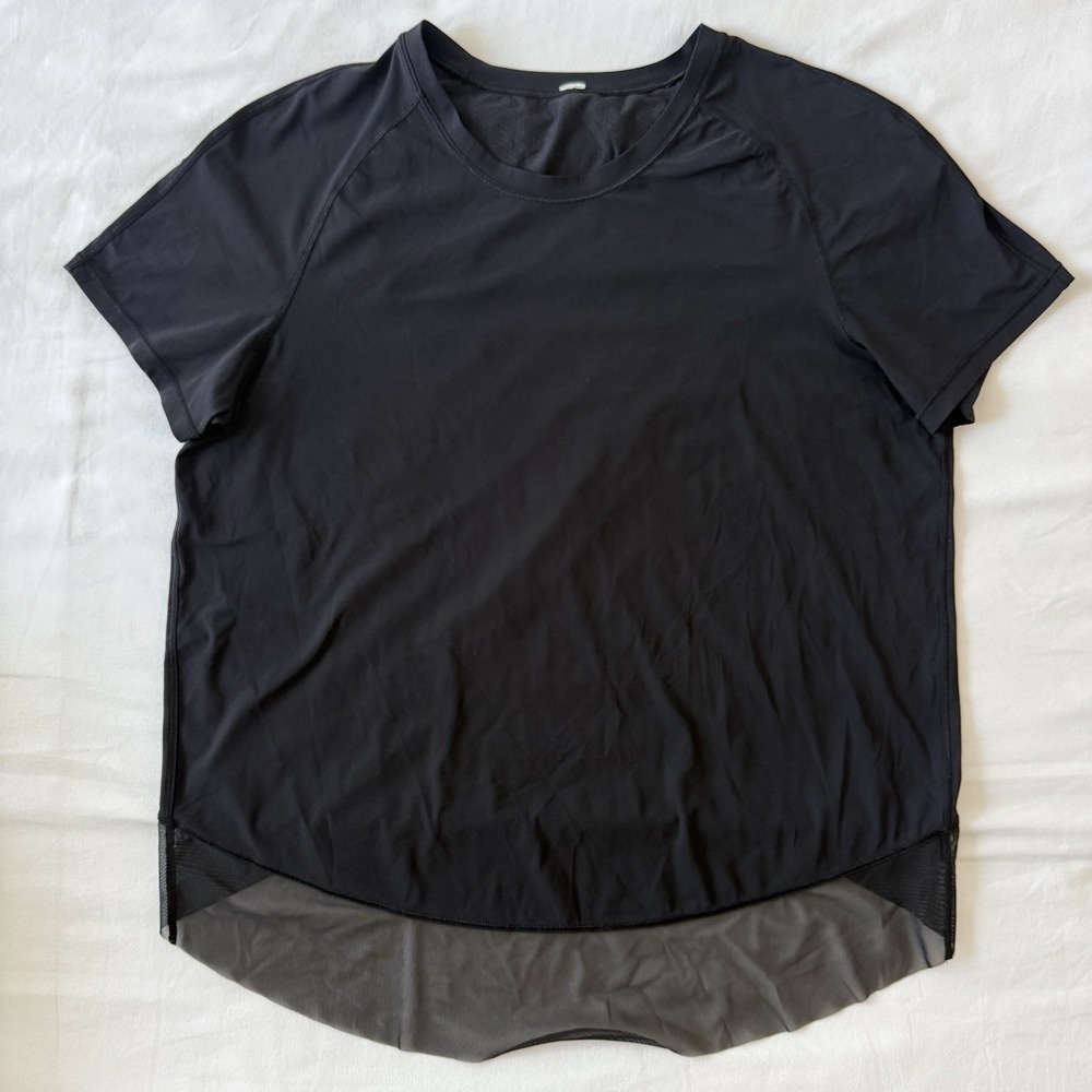 Lululemon Quick Pace Short Sleeve Mesh Trim Black Size 6 / M EUC